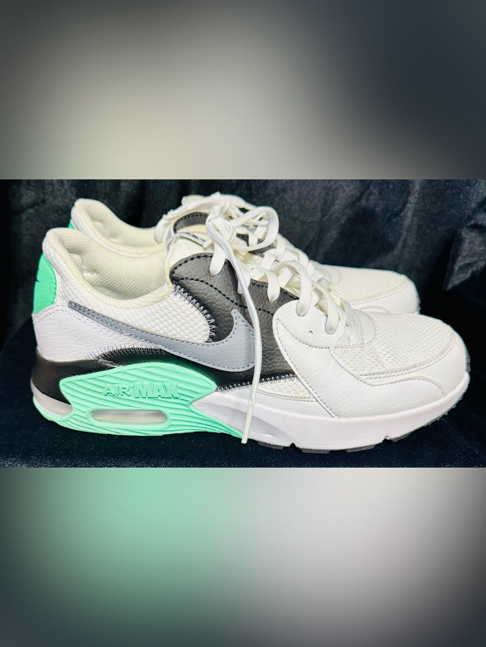 Nike Women's White and Mint Green Air Max Sneakers
